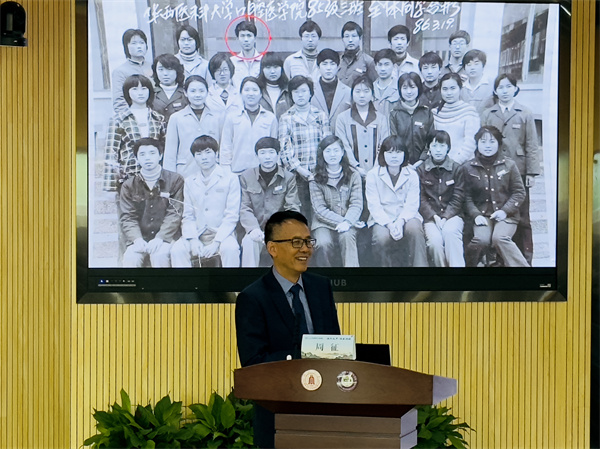 0CA2FE5918969B3A4A21438A03B2BB00.jpg 0CA2FE5918969B3A4A21438A03B2BB00.jpg